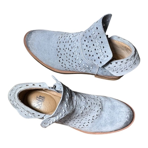 Sofft Bristow Lazer Cut Suede Ankle Boots sz 8 Chambray blue ! - Picture 3 of 7